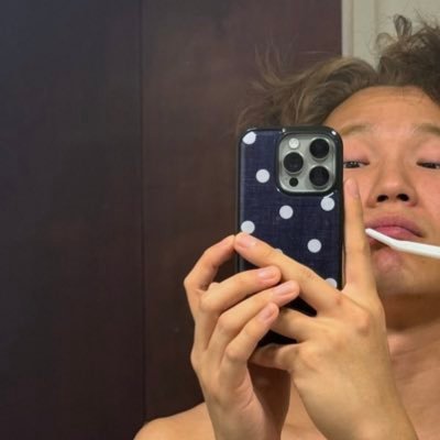 niellkimz's profile picture. i love wave to poles