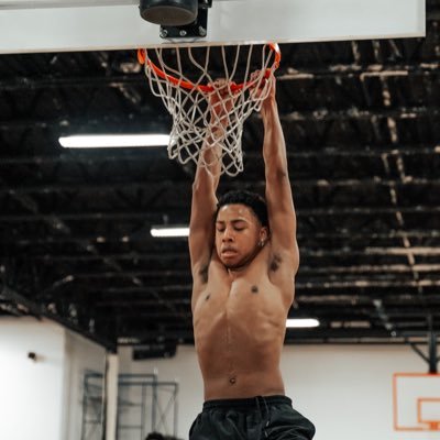 Dakota Highschool '27 6'0 Combo Guard |164| |5862601111|
