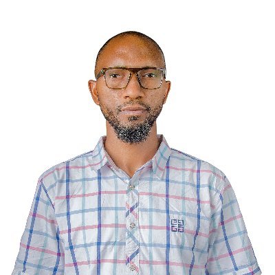 UmarMasudThe1st's profile picture. On a mission to quit 9-5 | Build a $5k/month writing biz | Write, Earn, Inspire.