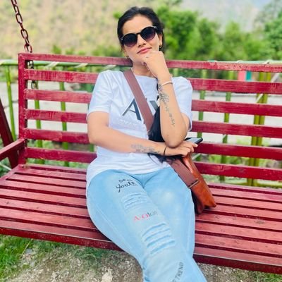 passion 📔📔🖊️🖊️📝📒
My life my rules
NO DM वरना BLOCK