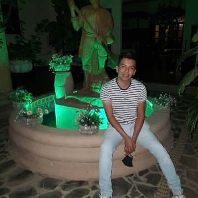 rey_morad's profile picture. 😁