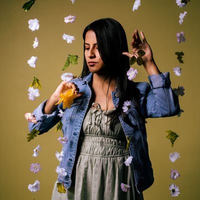 V_Rositta's profile picture. Atraemos todo aquello para lo que estamos listos. 😌🍃

#Love_photography #psychology 🧠🧐
#books 📚 #movies 🎬 #just_live 🌼