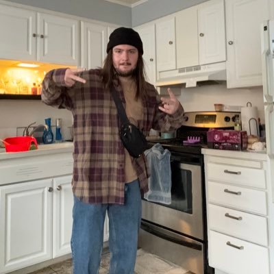 | I love bass music and socialism | land back | | ☭ ☆ 🌹 | SnoCo DSA SC | fish guy | he/him | unless otherwise stated, all opinions are my own | Free 🇵🇸
