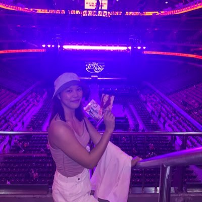 jeeewaaa's profile picture. I finally met Taeyeon✨🌼💜