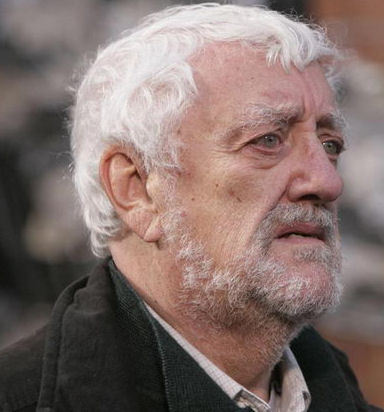 StargazinWilf's profile picture. I always knew them aliens were real. Course never expected my granddaughter to bugger off with one. (#RP Account)