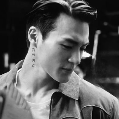 Jenoj's profile picture. Groomed for greatness.