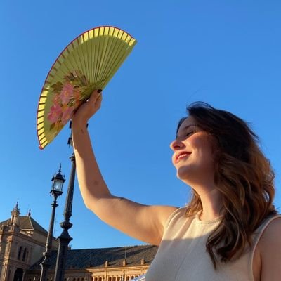Sevillista. Mucho más de lo que ves ⚡️Educadora Social 🎓 Opositora.