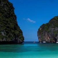 🤔 (@ajl037) 's Twitter Profile