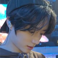 レニー 규 (@lennycegyu) 's Twitter Profile