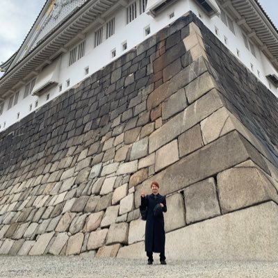 心理カウンセラー、ポーカープレイヤー、ユダヤ教育のプロモーター、介護福祉士 【趣味】 ファッション、音楽を聴くこと、アニメ視聴、ポーカーチェイス(最高レート2972 当時全国3位 シーズンマッチ春 6位)、散歩