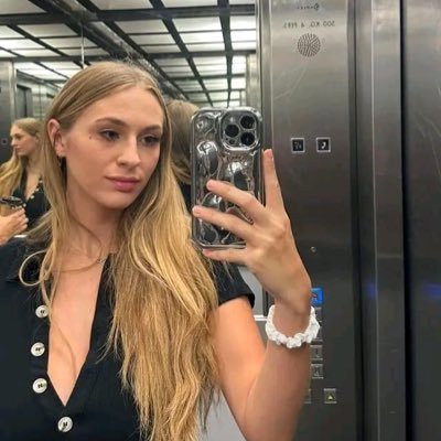 seyi14610's profile picture. 