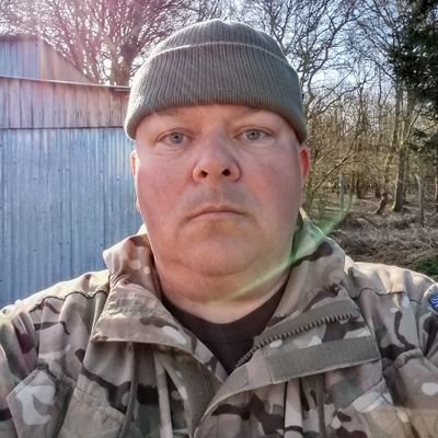 JamesDrapper's profile picture. Married to the love of my life, father to two beautifully intelligent girls.
Sarcastic and warped humour and fiercely loyal to those closest to me.