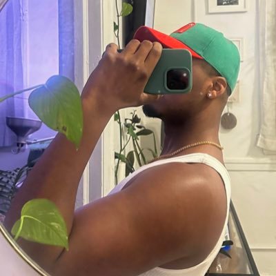 slicksharkboy Profile Picture