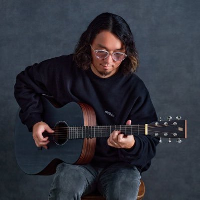 𝙎𝙃𝙊𝙋 @blue_guitars 𝘽𝙍𝘼𝙉𝘿 #stilblu #NAGIGUITARS