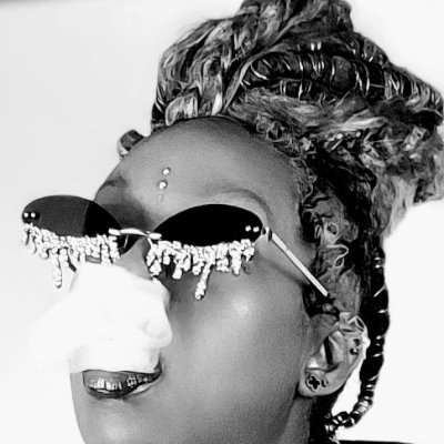 👽🐍#JANESWORLD! Singer/Songwriter/Vegan IG @itsjanesworld @nosecandybyjane @sunreignjanethrive BET 106&Park Ying Yang Twins/Scarface/ABC/FOX/UPN ♏832.384.JANE