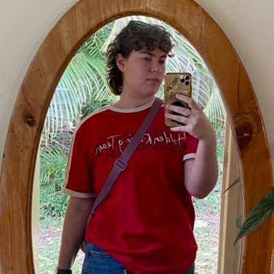 very cool and funny // i like drag and lesbian soccer // they/she