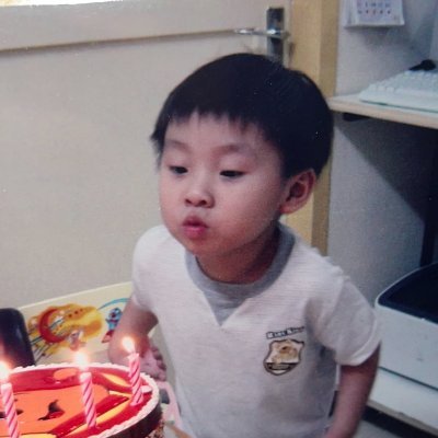 dycheok's profile picture.