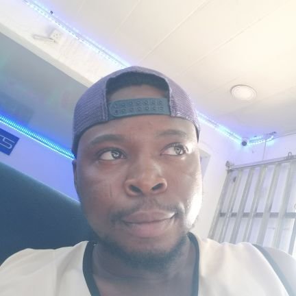 Omeka_Val's profile picture. Mbbch(In view).🧑‍⚕️🔥||#GGMU||#yourfavmedic.