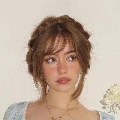 cristallyzz's profile picture. Foco na aprovação ⚕️ #studytwt CE - 085