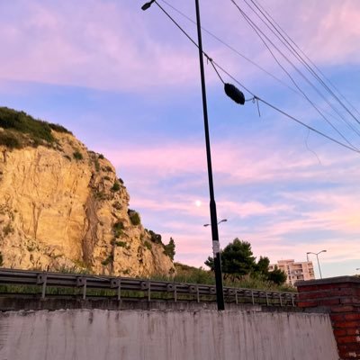 N0THlN9lNSlDE's profile picture. #DAYWALKER i wanna know if i tell you a secret, will you keep it?