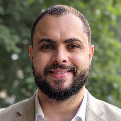 helderbuilds's profile picture. 💡 Software Engineer & Indie Hacker Founder. 
🚀 Helping you turn everyday moments into business opportunities.
⚡ Start here → https://t.co/3wrZ1wbyfg