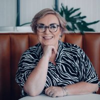 Erika Engelbrecht-Aldworth (@erikatwi) Twitter profile photo