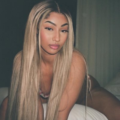 whiskerbeaks's profile picture. @lewis Aaliyah