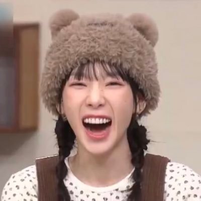 Girls’ generation TAEYEON🦋OT9, Twice Mina 🐧 #MiSaMo