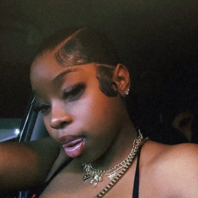 serenityy2u's profile picture. Bo$$hi