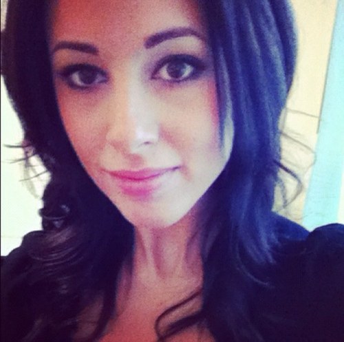 Rae__Conway's profile picture. I design stuff and I'm also awesome. I live in the boonies with a cool husband who loves solar and a puppy and a kitty too.