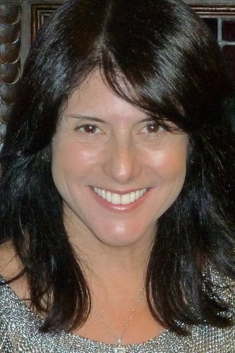 Laura Vaccaro Seeger Profile