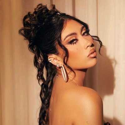 lexxy2424's profile picture. Virgo ♍️ 🌿🌳🍄Witchy 🔮✨🌕 A Syrian and Italian Princess 🇮🇹🇸🇾👑💎