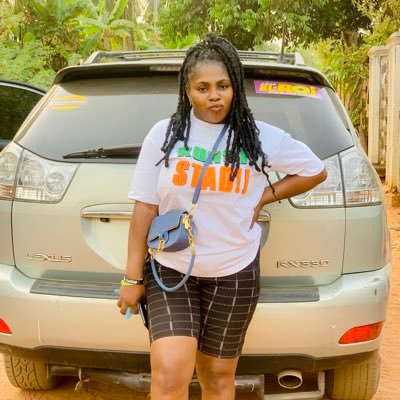 CEO @cyntheesignature 👖👕🎽👙🩲👗
A PROUD MOM🤱/ Handler @liquoroseafije_ Taghandler @taghandler
