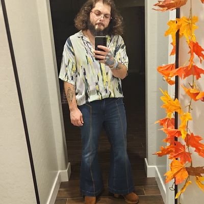 Just a blue collar hippie vibin through life āš¼
$BigDoinks3000