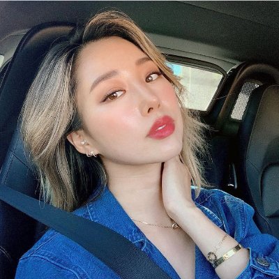 Just a girl with a heart full of dreams and a spirit that never gives up🌸
Corporate Owner of Beauty and Healthcare business💃