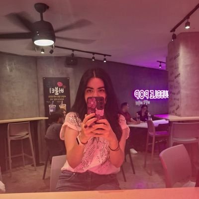 My heart is lavender ♒
✨Ask me what I earned from all those tears ✨