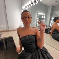 :) (@yellowjxkets) 's Twitter Profile Photo :) (@yellowjxkets) 's Twitter Profile Photo