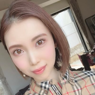 ベストオブハワイアンウェディングオーディション参加中❣️広島県出身 165㎝ B型 ヨガインストラクター&エステティシャン 美容と健康、ダイエットのお話大好きデス😍SHOWROOMで配信してます💕 ※DM返信できません🥲
