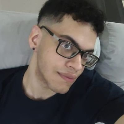 Alguns dos meus amigos me chamam de J
IG:batimapobre