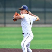Kyle Takahashi (@kyletak25) 's Twitter Profile Photo Kyle Takahashi (@kyletak25) 's Twitter Profile Photo
