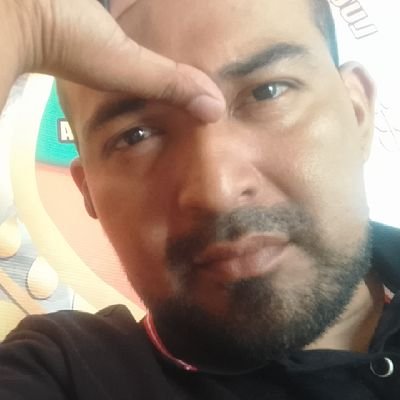 Tipo tranquilito, revolucionario pa lante.