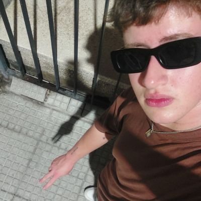 _tuku___'s profile picture. el rojo, airbag, patria y familia