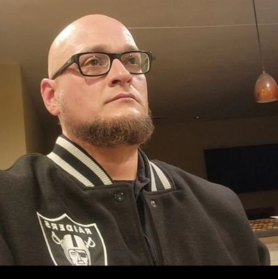 Kal1L1fe805805 Profile