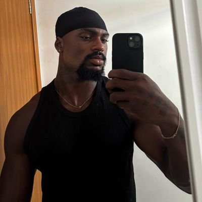 jamal_ricch's profile picture. living 🍾