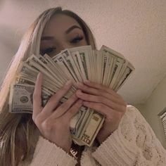 twininexorable's profile picture. 