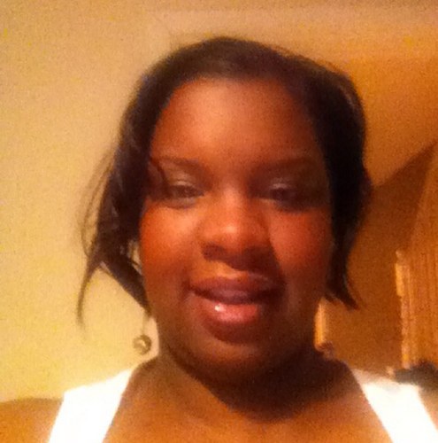 realnydia's profile picture. 