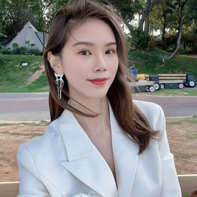 ella007800780's profile picture. Life is so beautiful when I realizes and favorites something that you have yourself, Love and proud to live in 🇺🇸