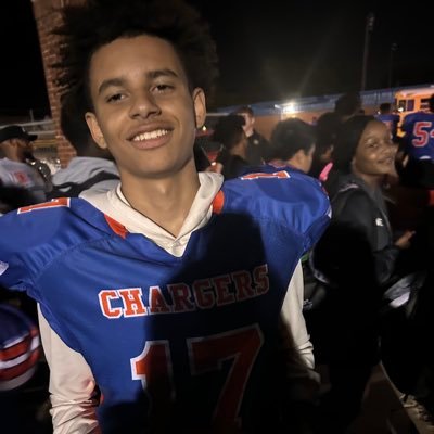 wr | class of 2028 | 6'0 170 | Southaven Ms | bench 185|squat 315 |@southavenhighschool