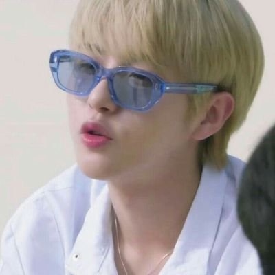 renjun if you found this acc block me pls #동런 ♡̷̷̷