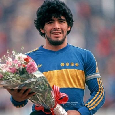 soy un paraguayo fanatico y seguidor de Boca Juniors :)